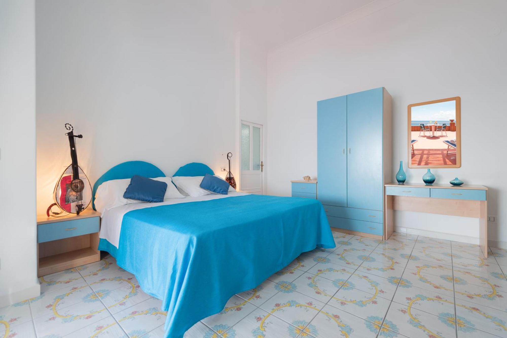 Hotel Villa Sirena Sant'Angelo  المظهر الخارجي الصورة