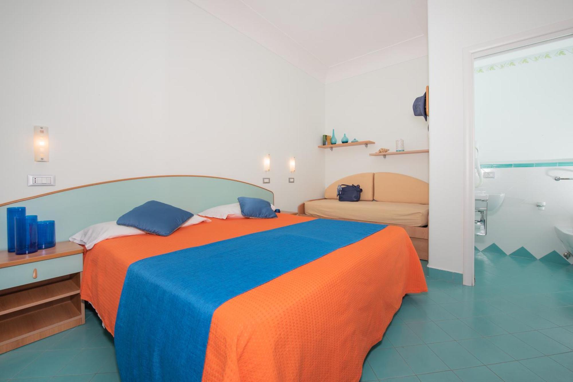 Hotel Villa Sirena Sant'Angelo  المظهر الخارجي الصورة