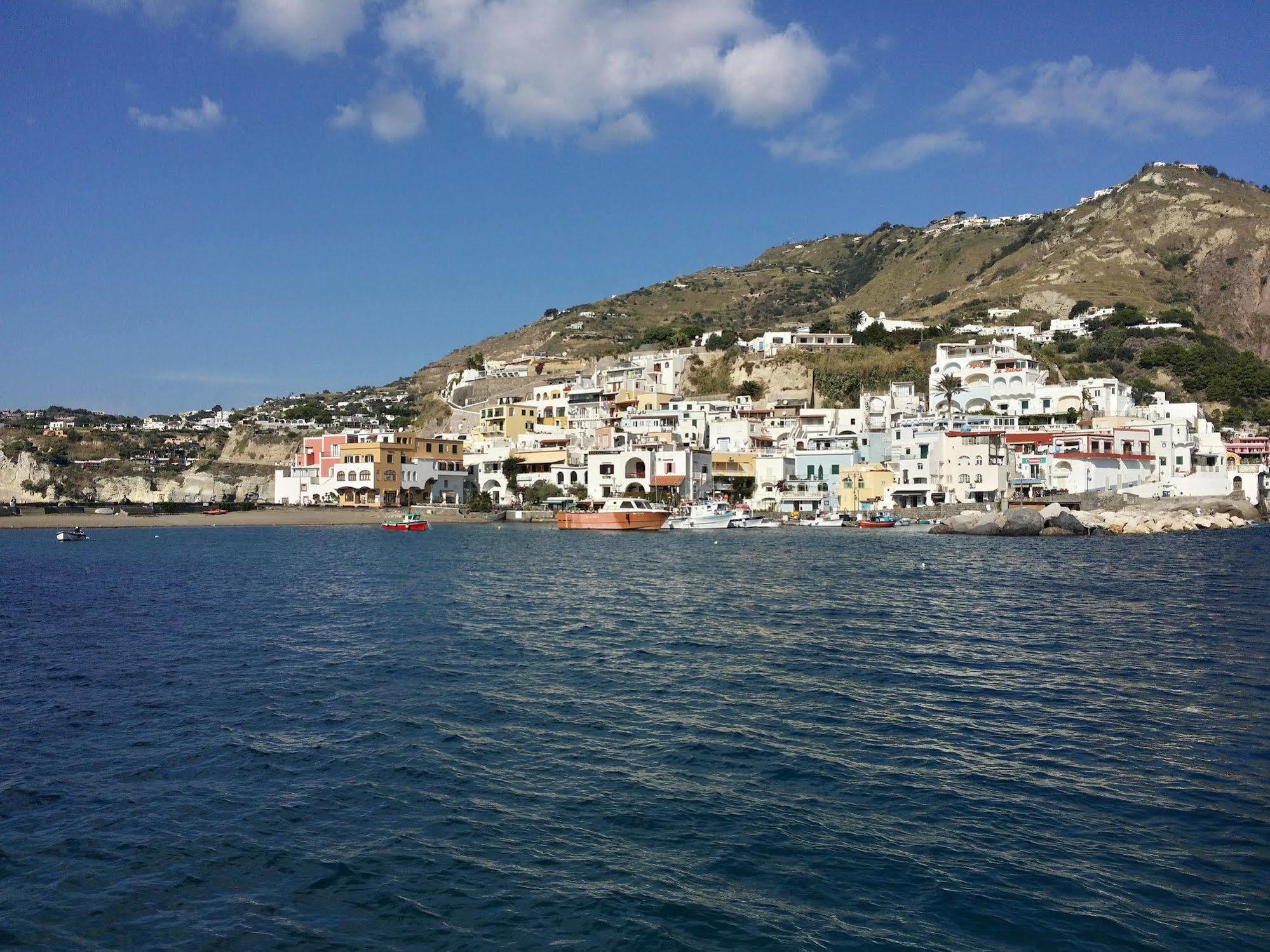 Hotel Villa Sirena Sant'Angelo  المظهر الخارجي الصورة